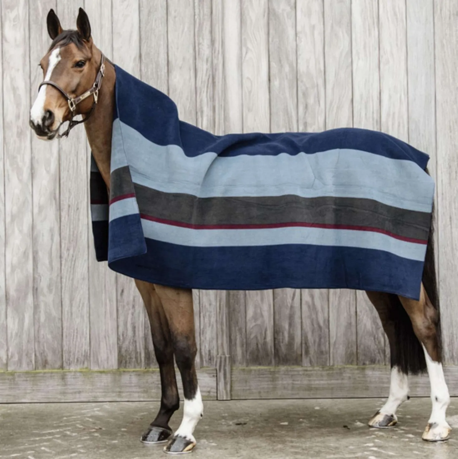Kentucky Fleecedeken Heavy Square Stripes Navy/Grijs Dots