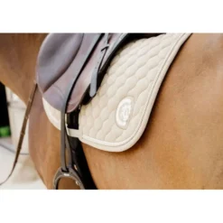 Kentucky Horsewear Zadeldekje Onion Quilt 3D Logo Springen Beige