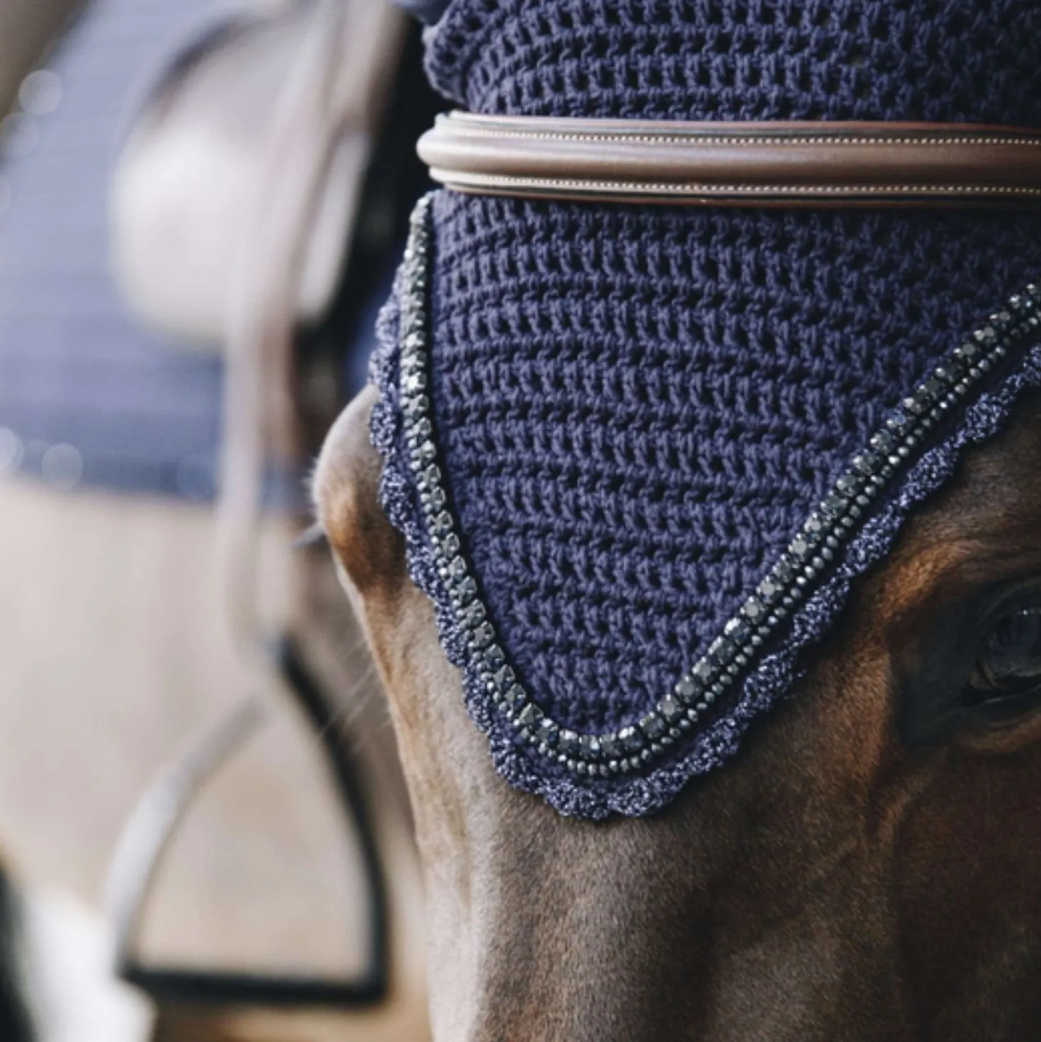 Kentucky Oornetje Long Stone & Pearl Soundless Dark Navy