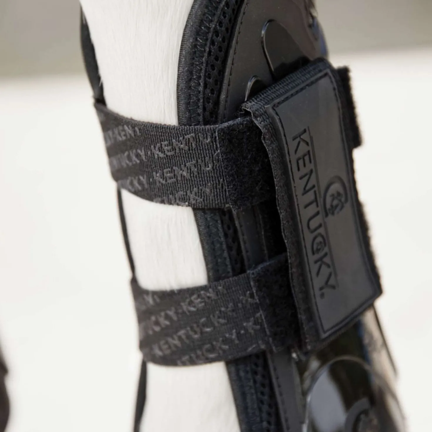 Kentucky Peesbeschermers Velcro Zwart