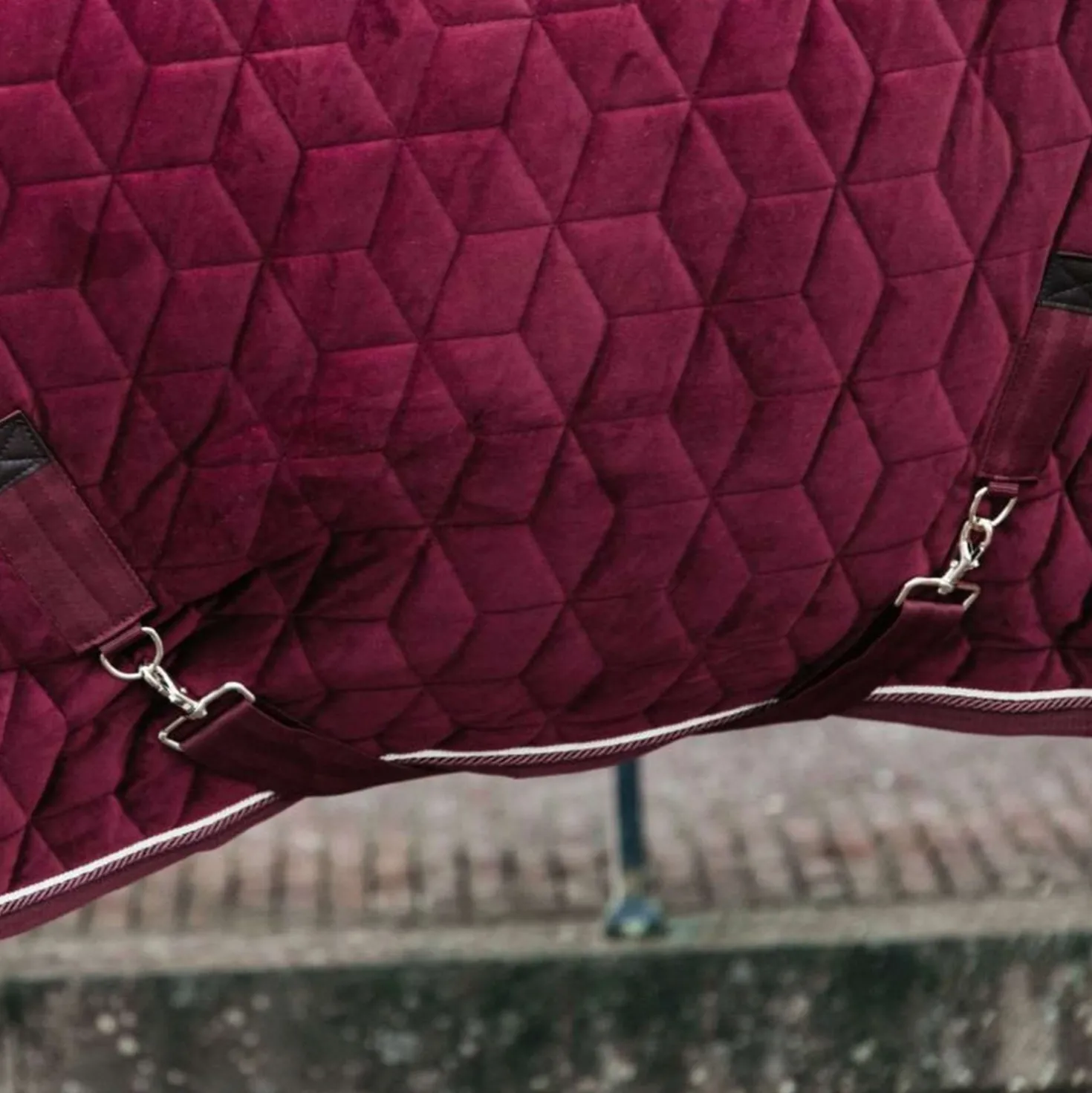 Kentucky Showdeken Velvet 160g Bordeaux