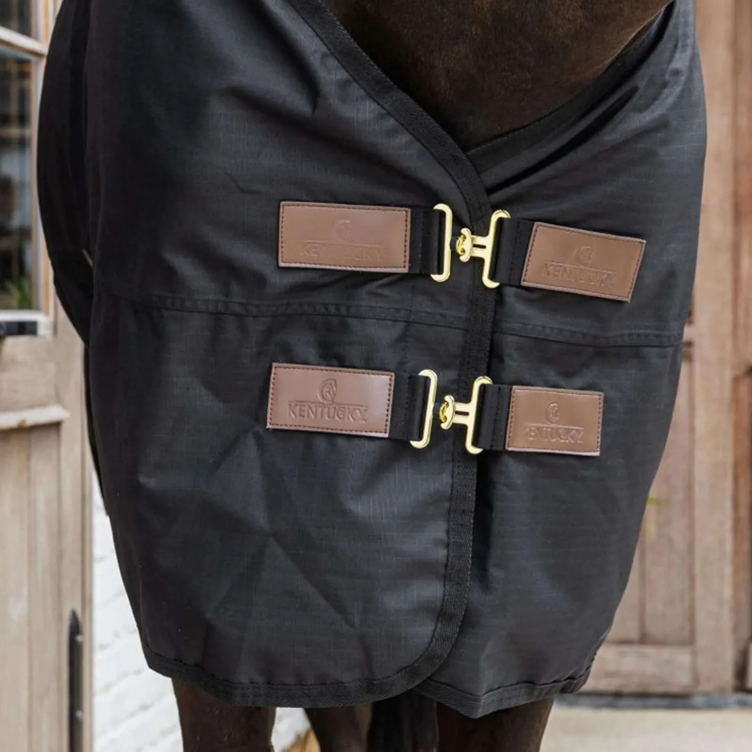 Kentucky Turnout Rug All Weather Waterproof Classic 50g Zwart