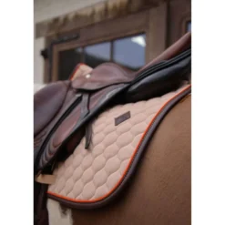Kentucky Zadeldekje Onion Quilt Leather Neon Springen Beige