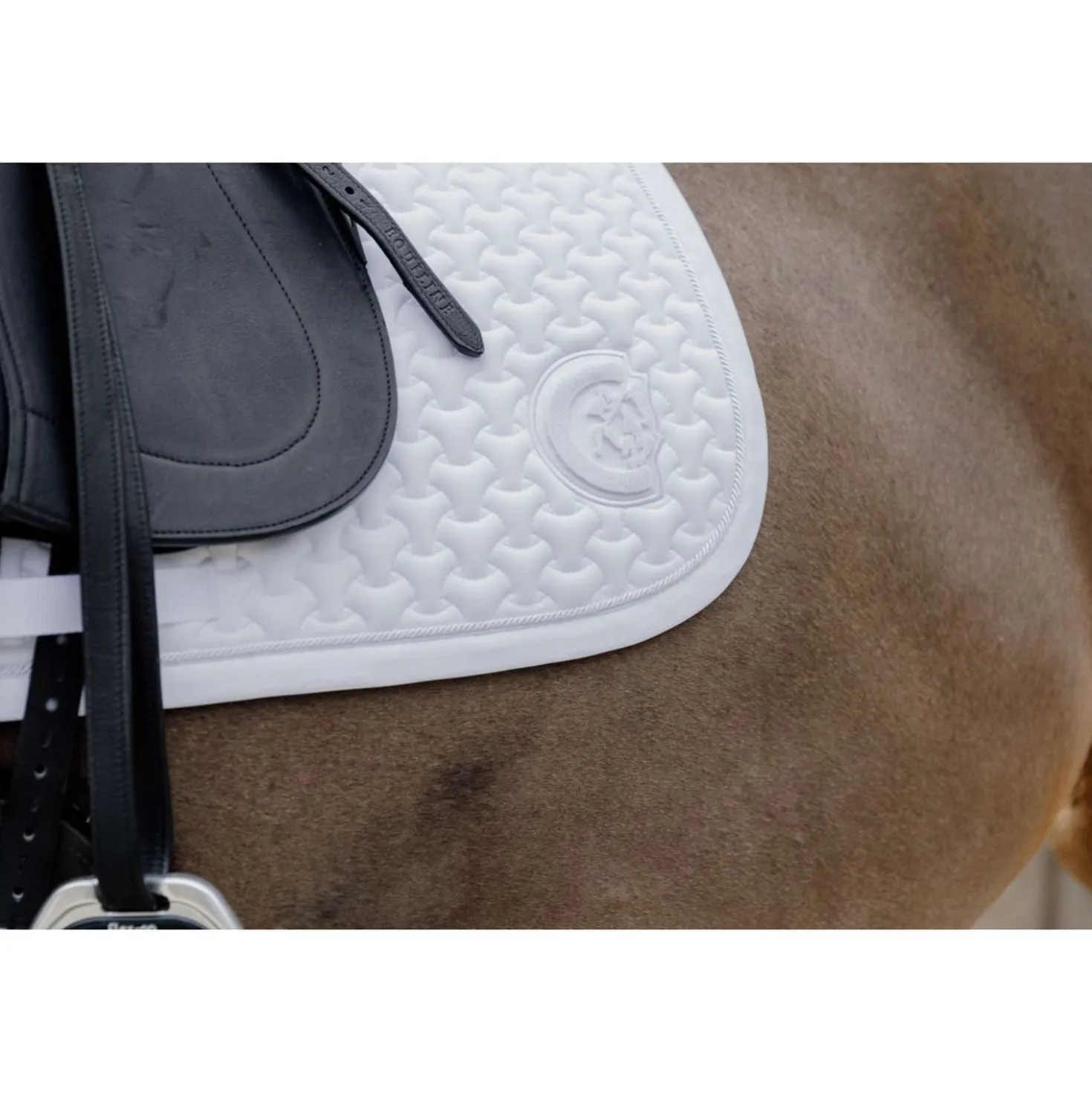 Kentucky Zadeldekje Plaited 3D Logo Dressuur Wit