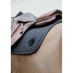 Kentucky Zadeldekje Plaited 3D Logo Springen Zwart