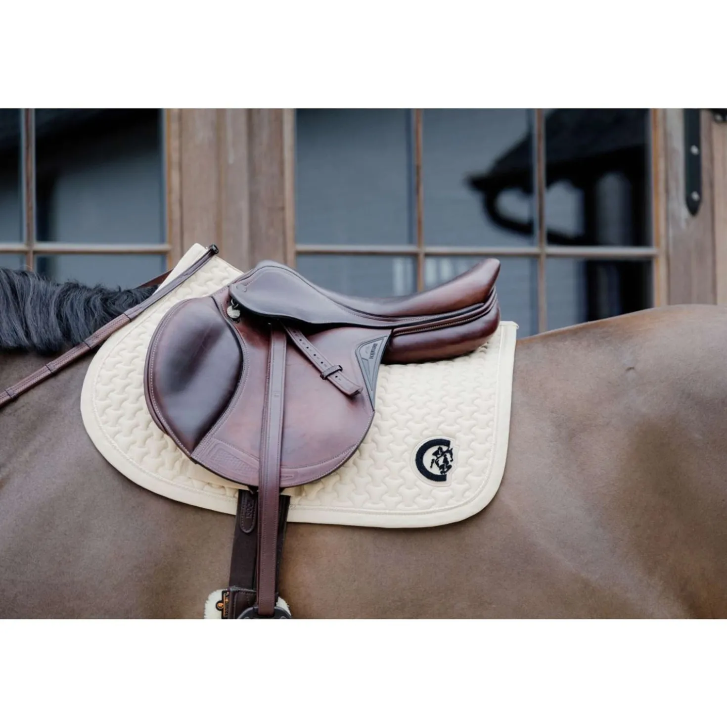 Kentucky Zadeldekje Plaited 3D Logo Springen Beige