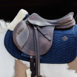 Kentucky Zadeldekje Skin Friendly Velvet Springen Navy
