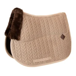 Kentucky Zadeldekje Skin Friendly Velvet Springen Beige