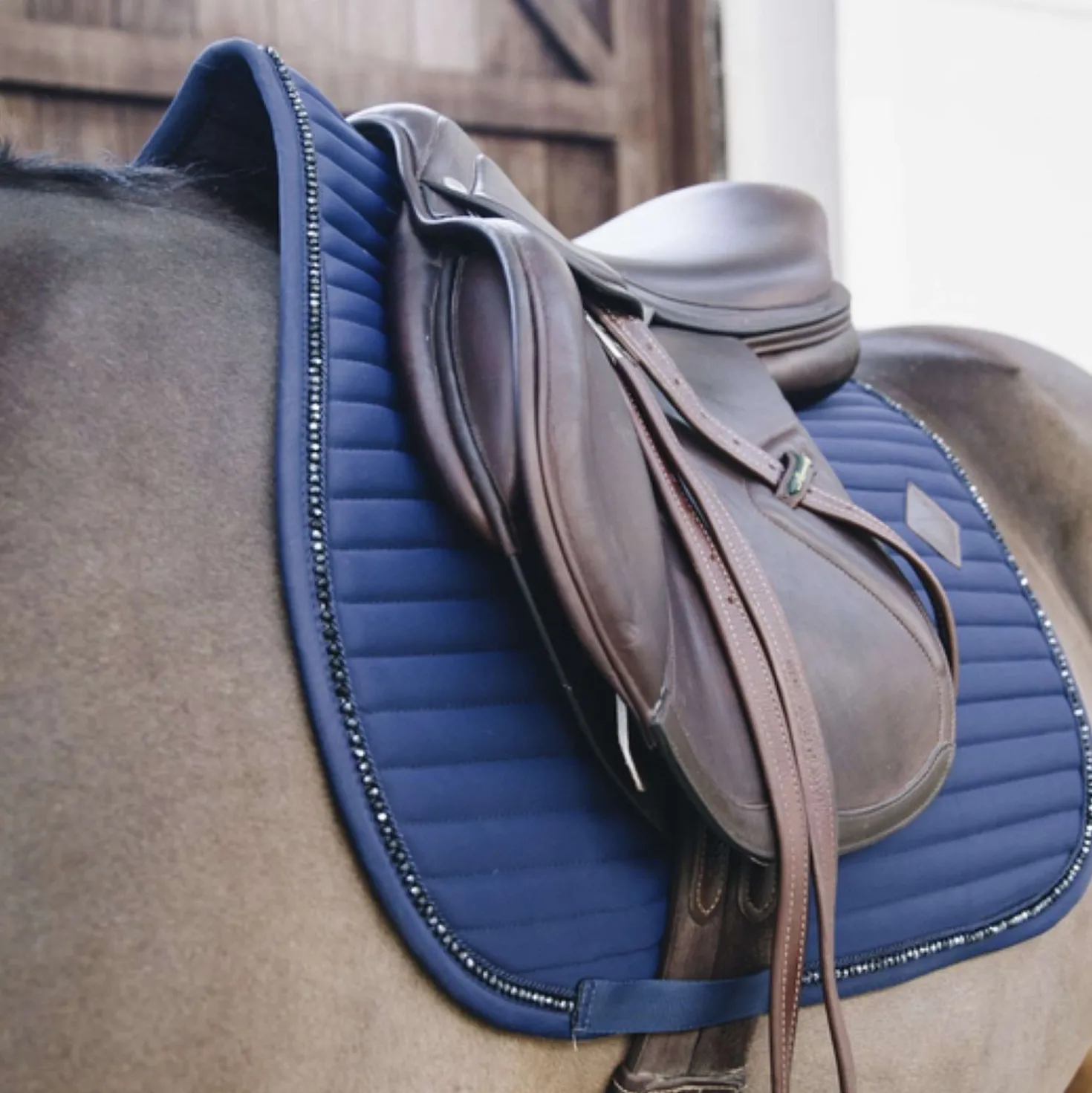 Kentucky Zadeldekje Springen Pearls Navy