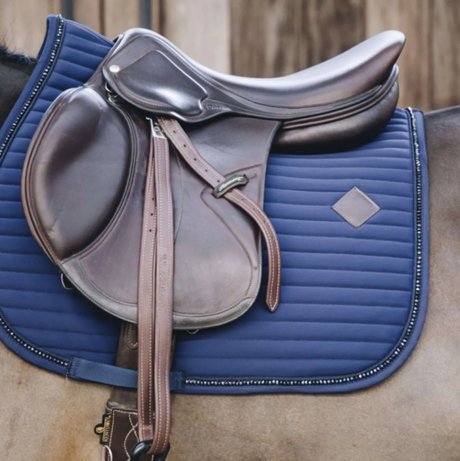 Kentucky Zadeldekje Springen Pearls Navy