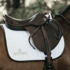 Kentucky Zadeldekje Springen Fishbone Leather White