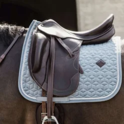 Kentucky Zadeldekje Velvet Dressuur Light Blue