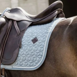 Kentucky Zadeldekje Velvet Dressuur Light Blue