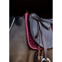 Kentucky Zadeldekje Velvet Dressuur Bordeaux