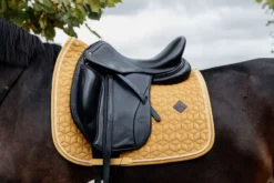 Kentucky Zadeldekje Velvet Dressuur Mustard
