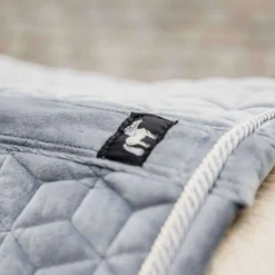 Kentucky Zadeldekje Velvet Lichtblauw
