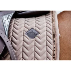 Kentucky Zadeldekje Velvet Pearls Springen Beige