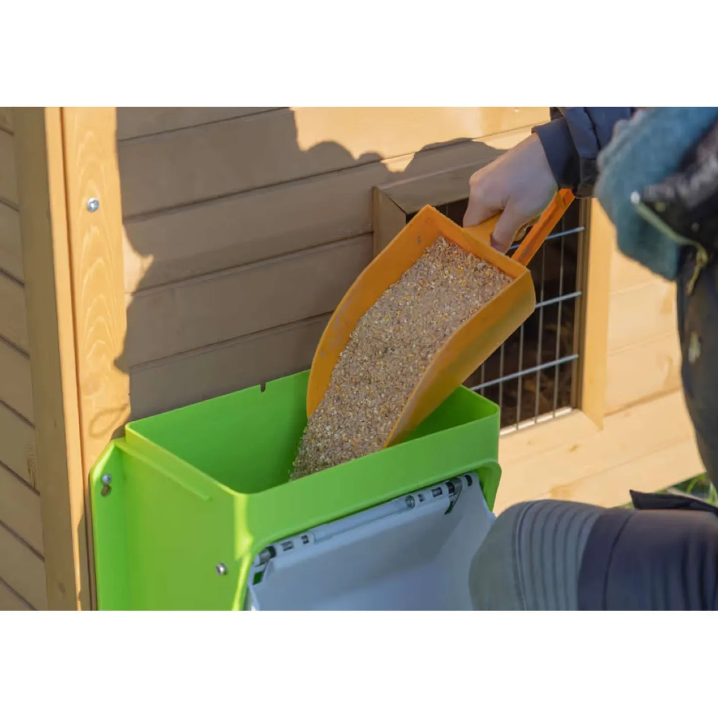 Kerbl Voederautomaat met Beschermklep Groen