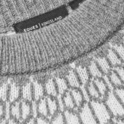 Kingsland X Eques Trui Magda Magnet