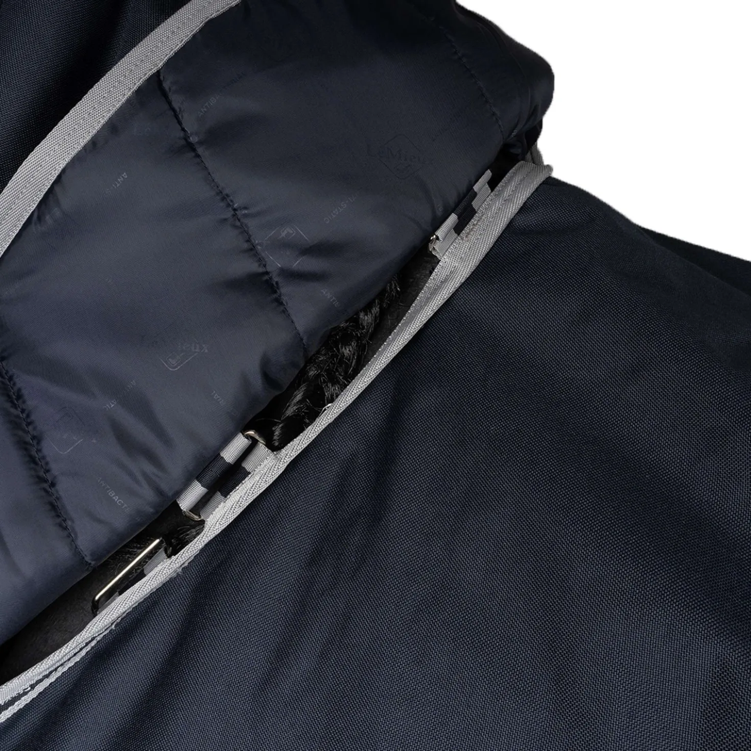 LeMieux Deken Arika Storm-Tek Turnout 200g Navy