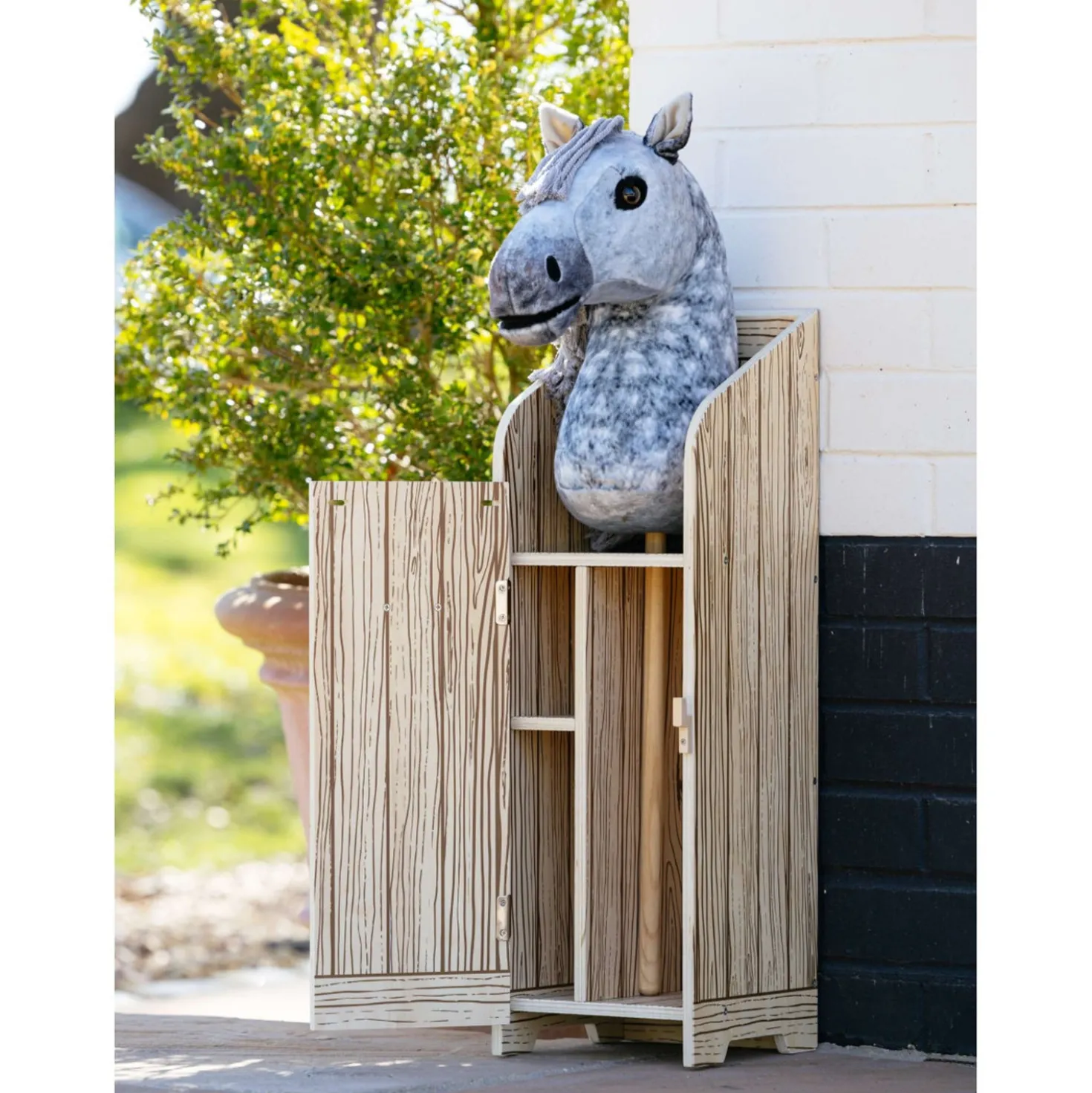 LeMieux Hobby Horse Stal Wooden