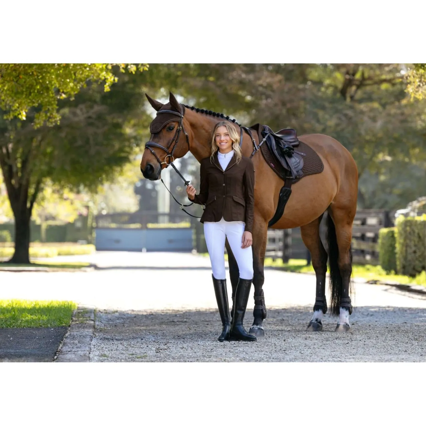 LeMieux Zadeldekje Brilliance Close Contact Square Springen Espresso
