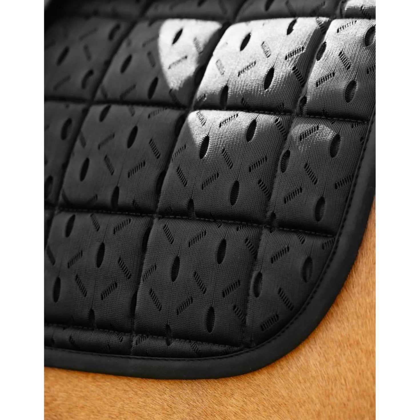 LeMieux Zadeldekje 3D Mesh Self-Cool Square Springen Zwart