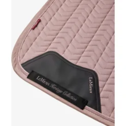 LeMieux Zadeldekje Heritage Herringbone Square Dressuur Wild Rose