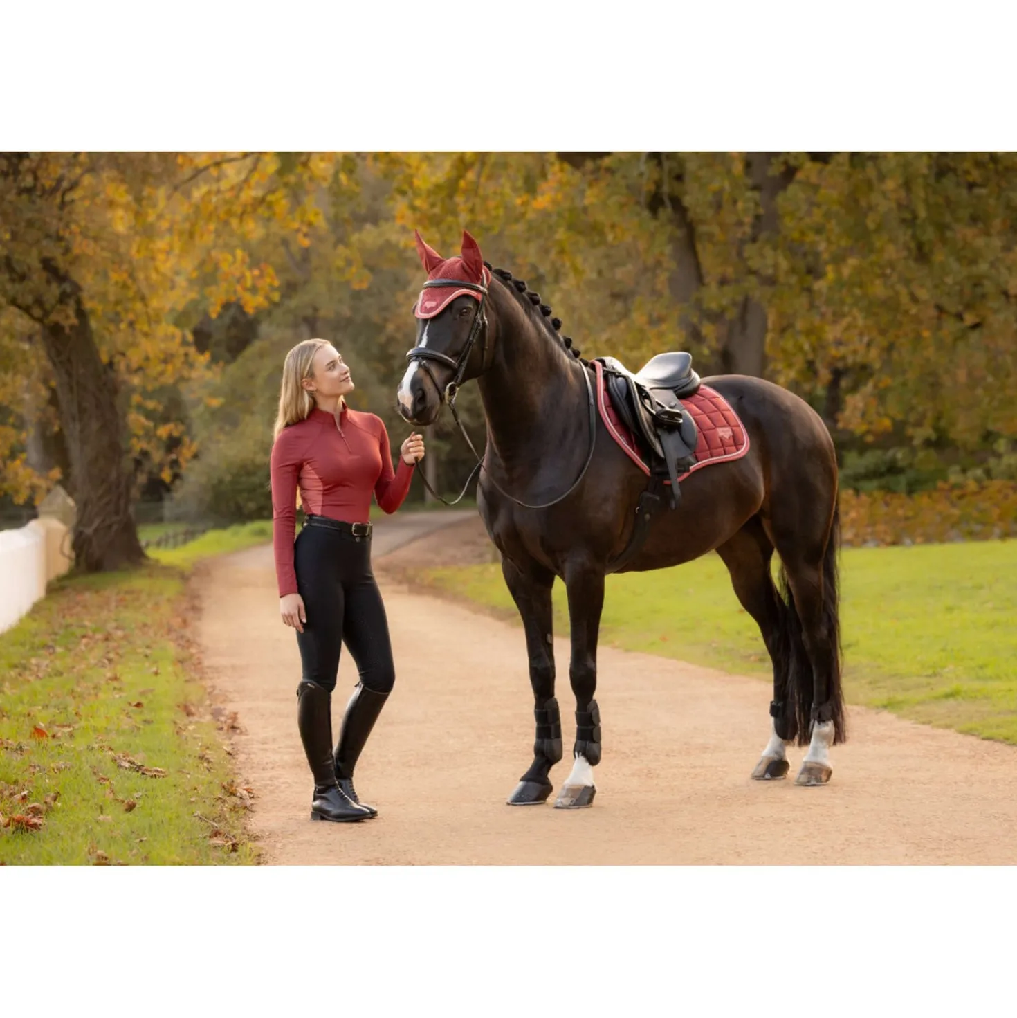 LeMieux Zadeldekje Loire Classic Close Contact Square Springen Russet