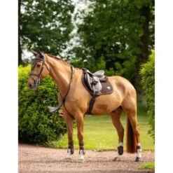 LeMieux Zadeldekje Springen Puissance Suede Bruin