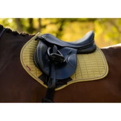 LeMieux Zadeldekje Suede Close Contact Square Springen Gooseberry