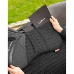 LeMieux Zadelonderlegger Prosorb 3 pocket Quilted Zwart