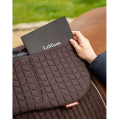 LeMieux Zadelonderlegger Prosorb 3 pocket Quilted Bruin