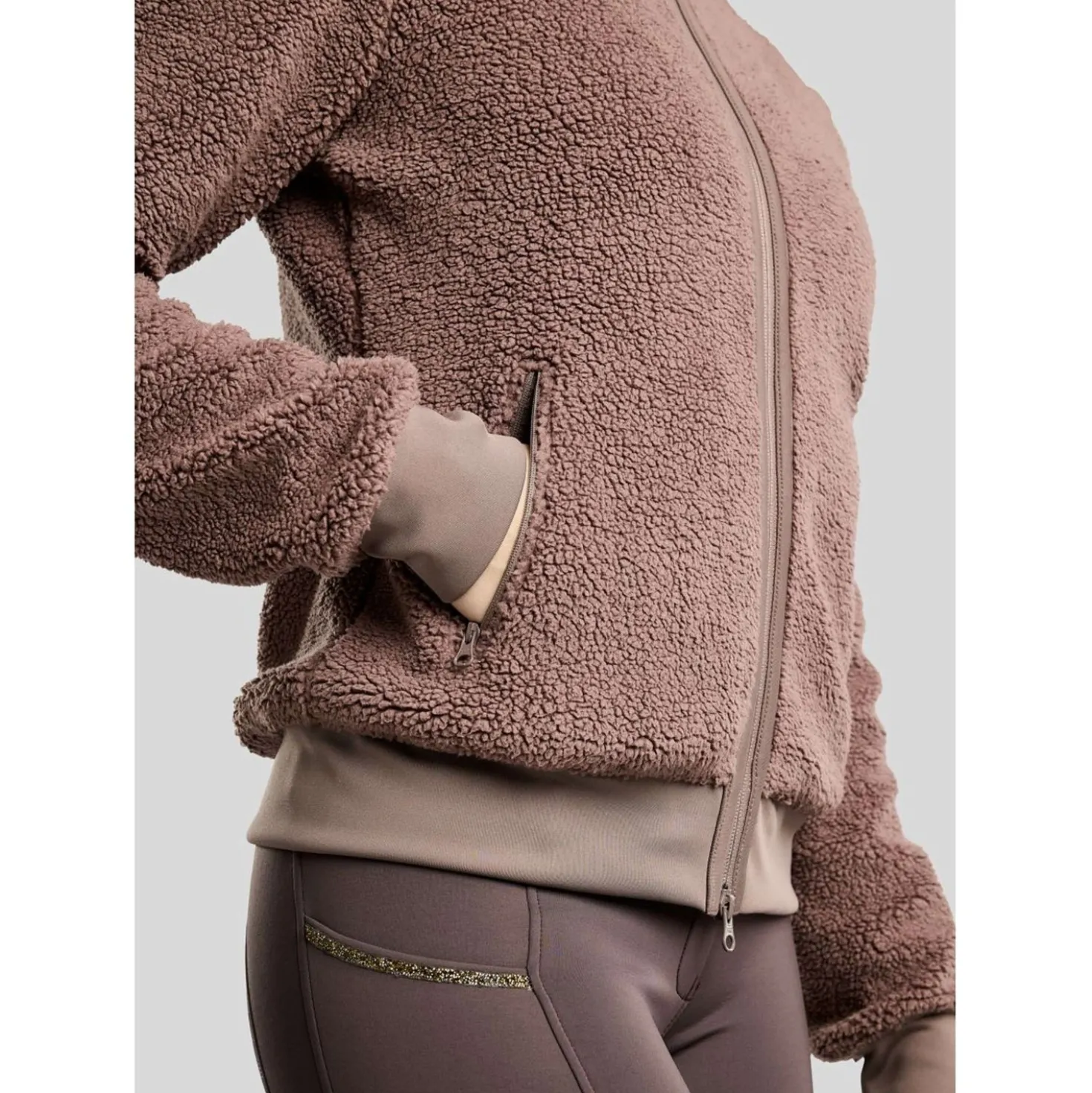 Montar Vest MoEbba Teddy Pile Golden Quartz Nougat Brown