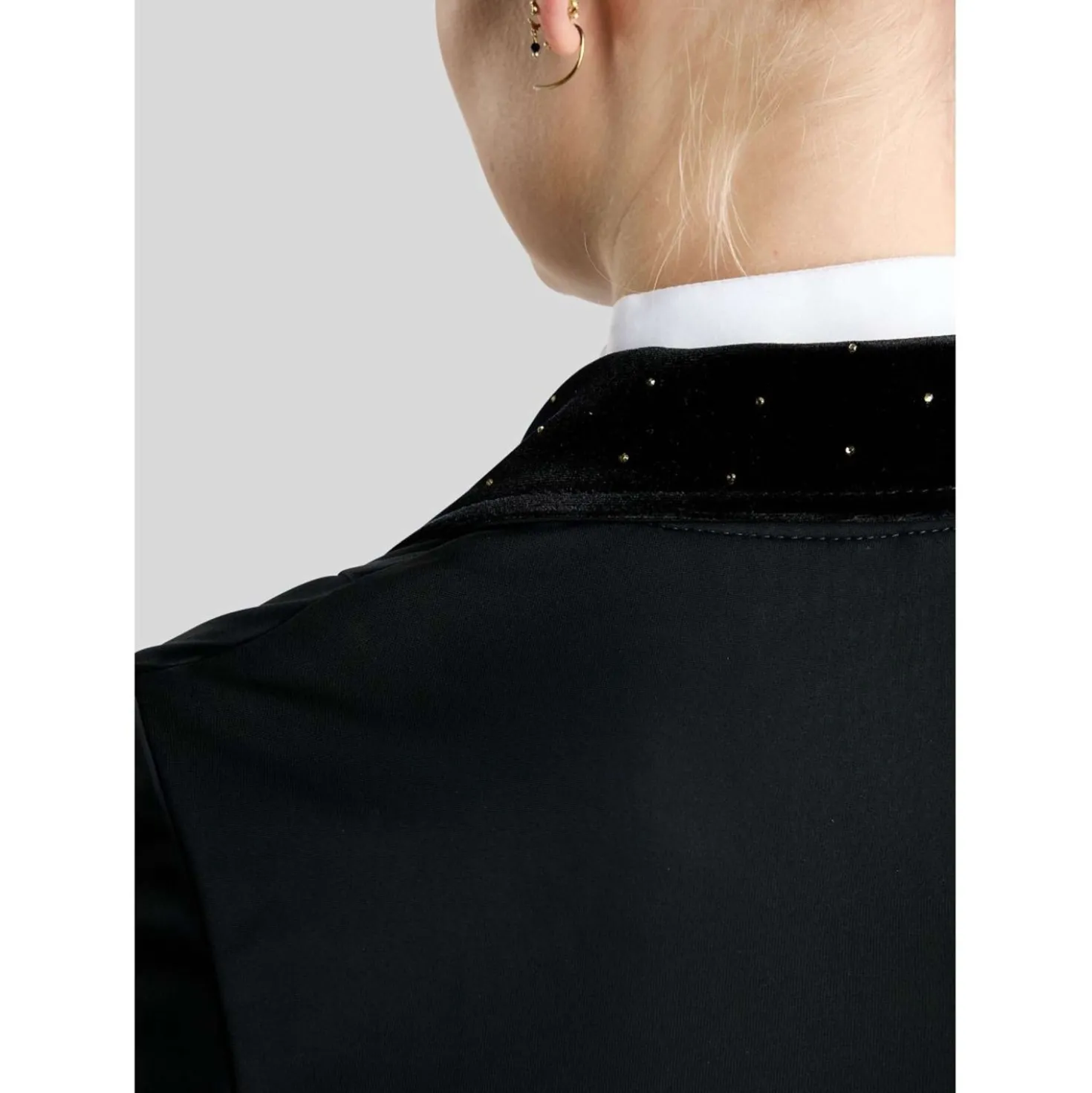 Montar Wedstrijdjasje MoValerie Short Velvet Details Golden Quartz Crystals Zwart