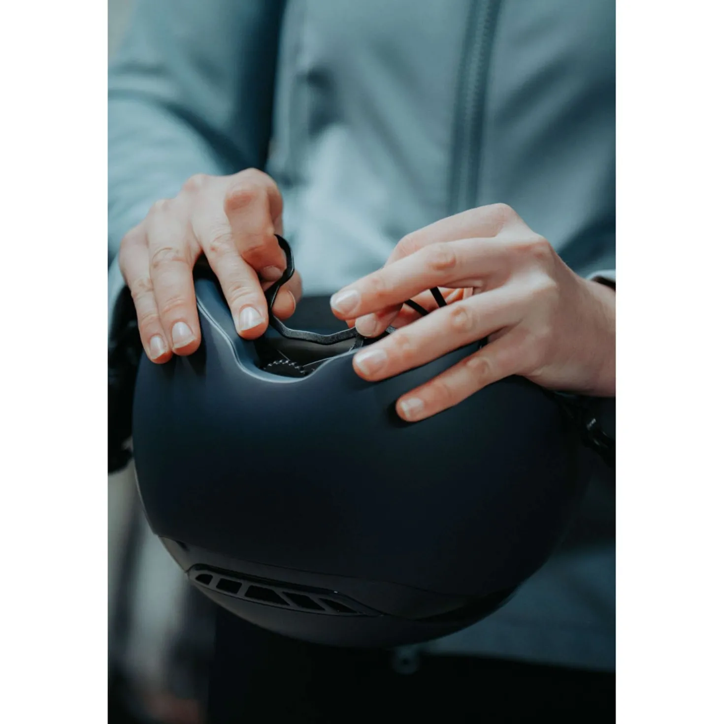 Pikeur Cap AirLuxe Pure Lange klep Midnight Blue