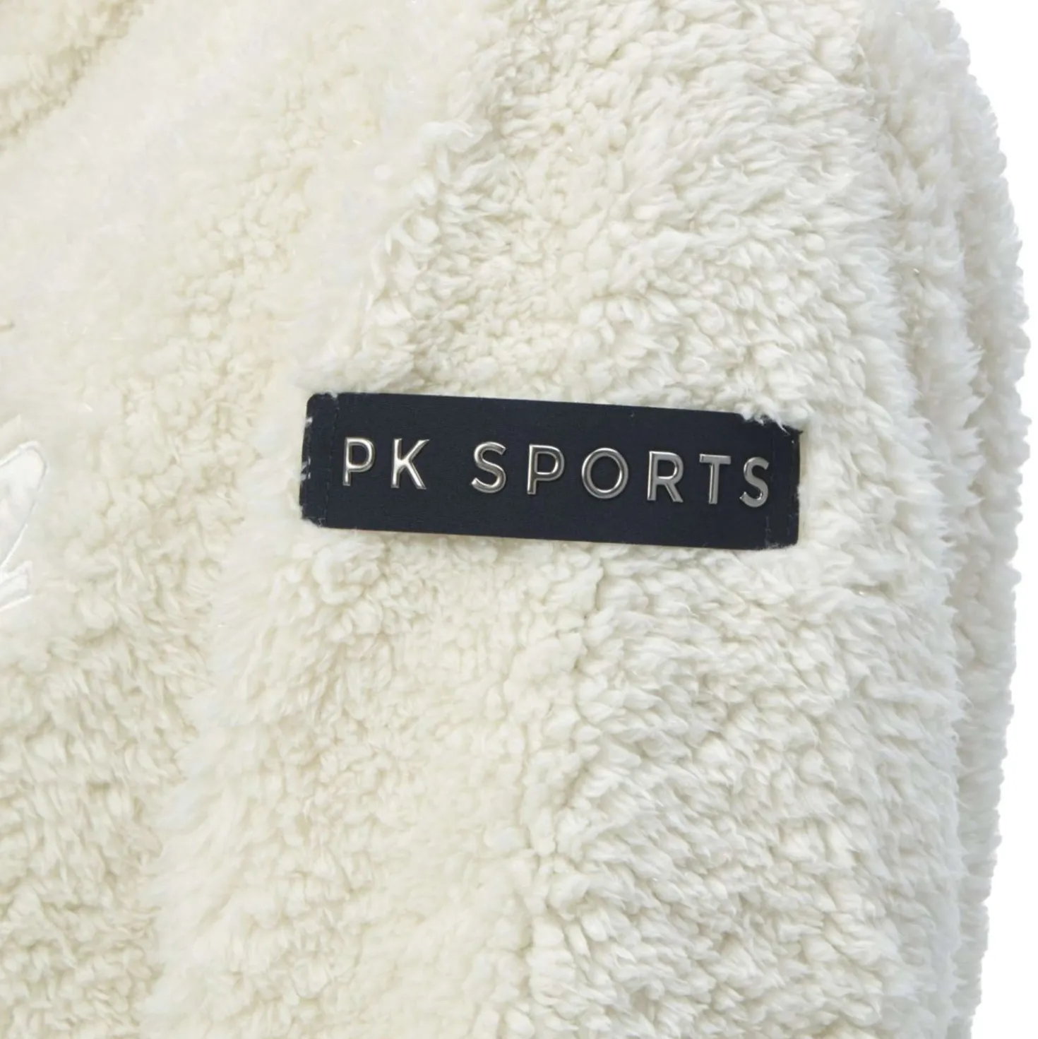 PK Fluffy Vest Roebel Pearl