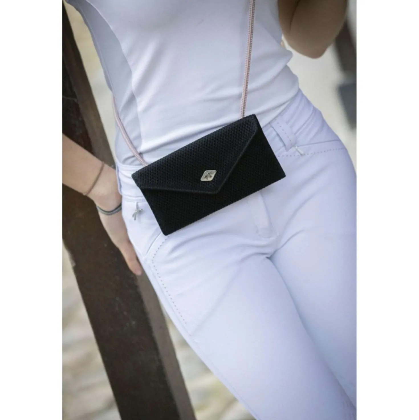 Pénélope Telefoontasje Mesh Zwart