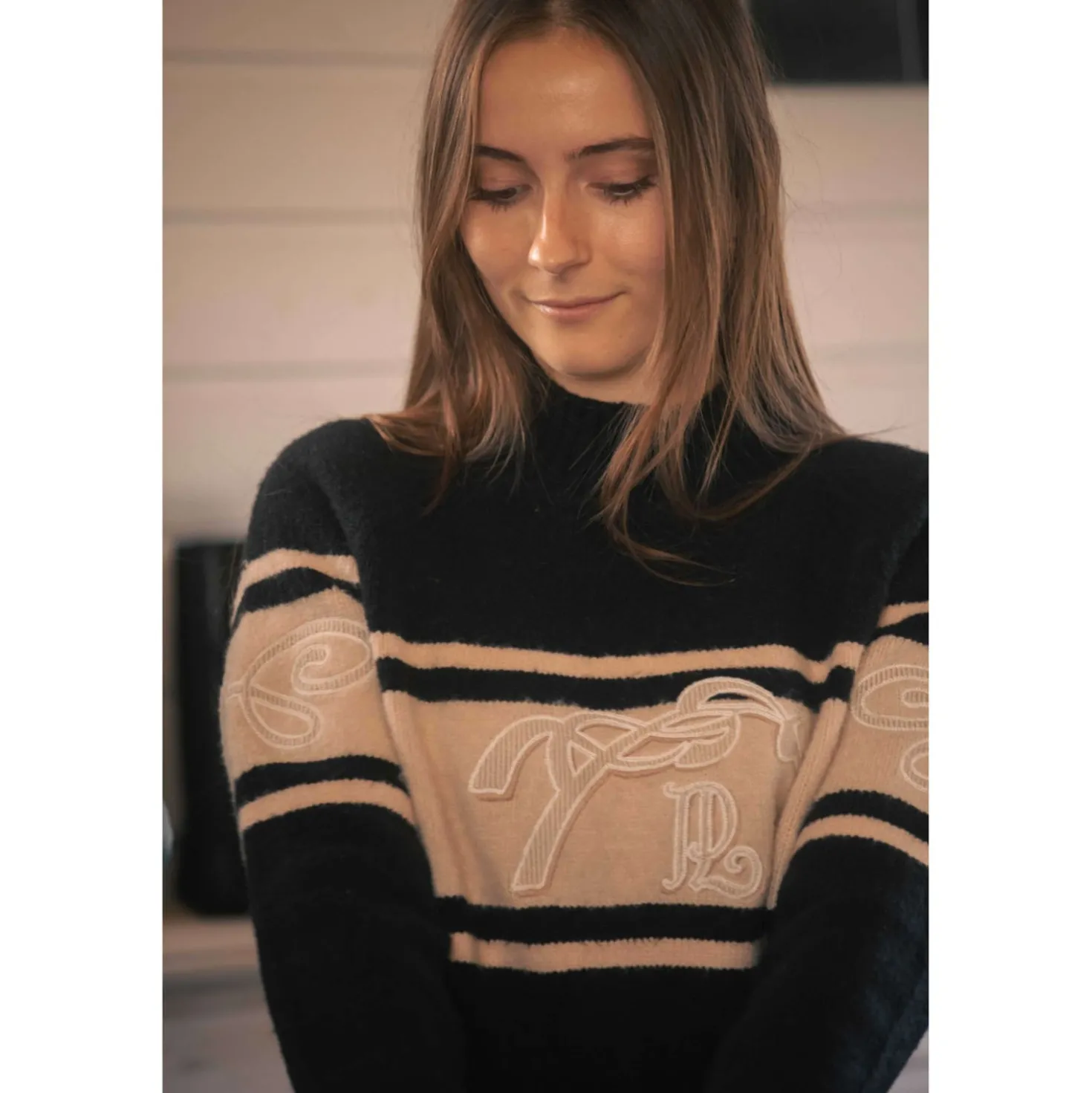 Pénélope Trui Noris Zwart/Camel