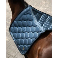 PS of Sweden Zadeldekje Ruffle Pearl Dressuur Shadow Blue