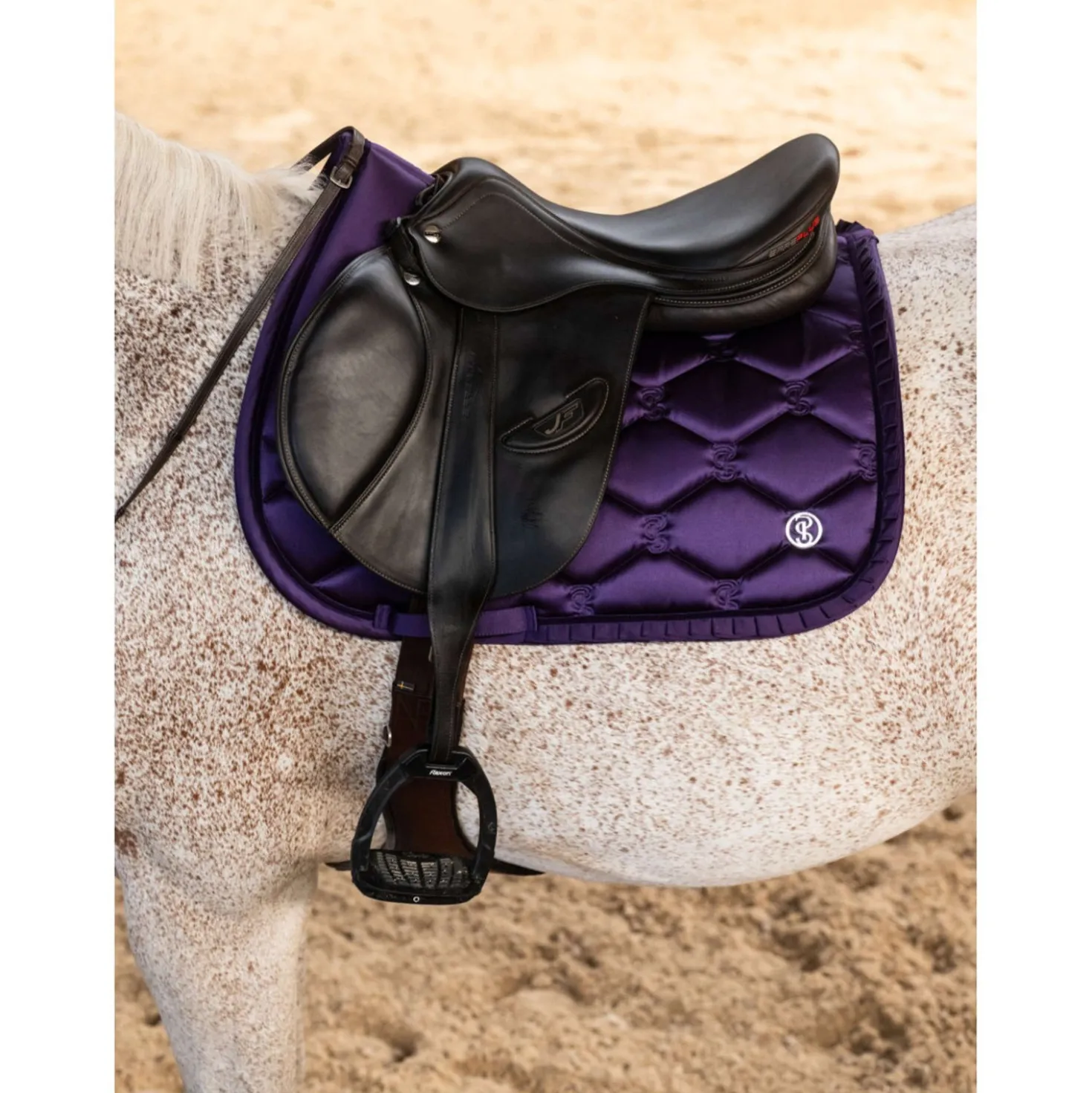 PS of Sweden Zadeldekje Ruffle Springen Eclipse Purple