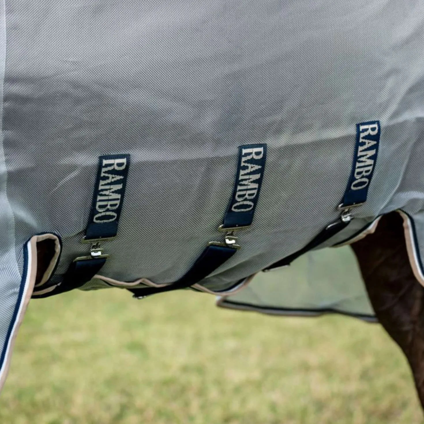 Rambo Protector Integrated Silver/Navy/White/Beige