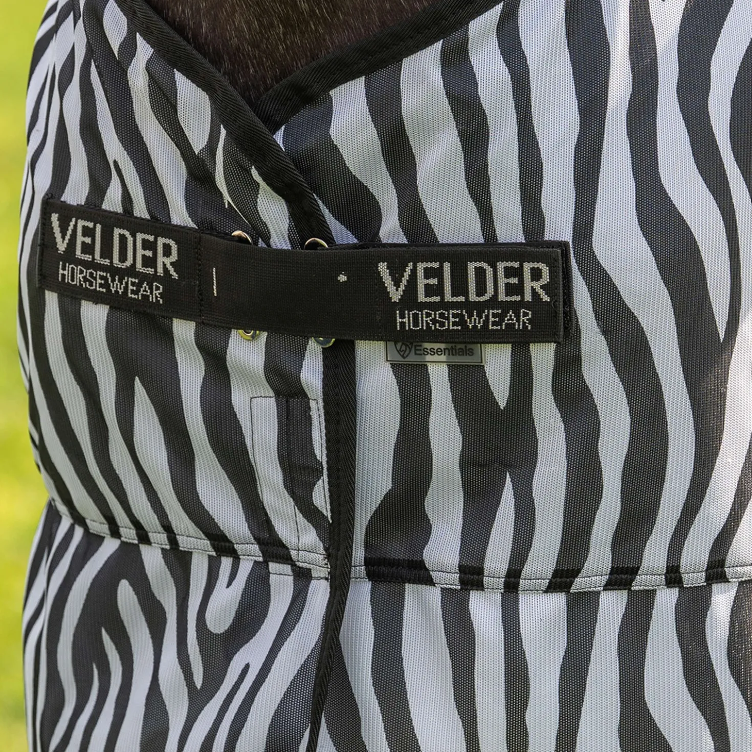 Velder Horsewear Essentials Pony Vliegendeken met Hals Zebra Zwart/Wit