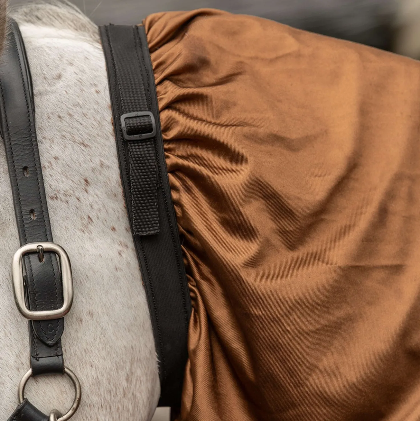 Velder Horsewear Essentials Sweet Itch Rug Lush Brown