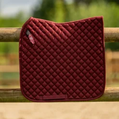 Velder Horsewear Essentials Zadeldekje Dressuur Classic Bordeaux