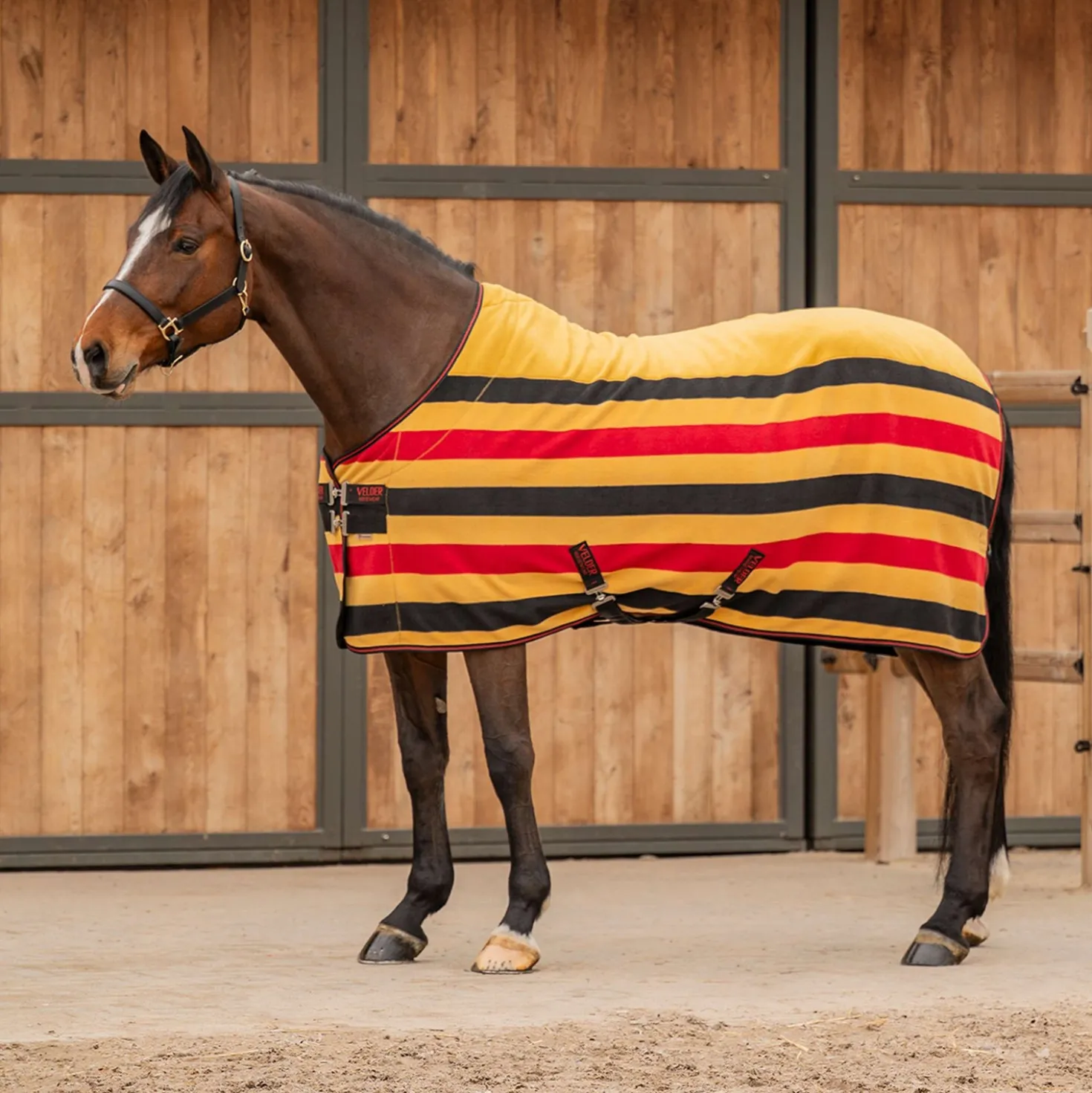 Velder Horsewear Premium Deluxe Fleece Cooler Rug Zwart/Geel