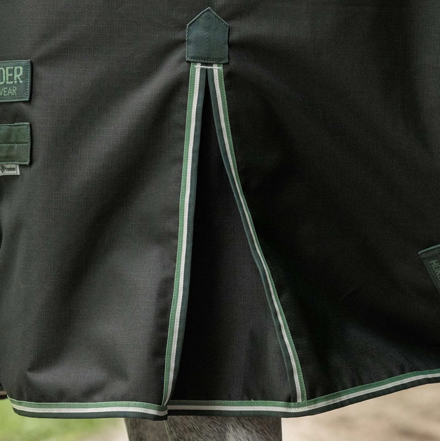 Velder Horsewear Premium Pony Turnout 900D 0g T Bar Night Forest