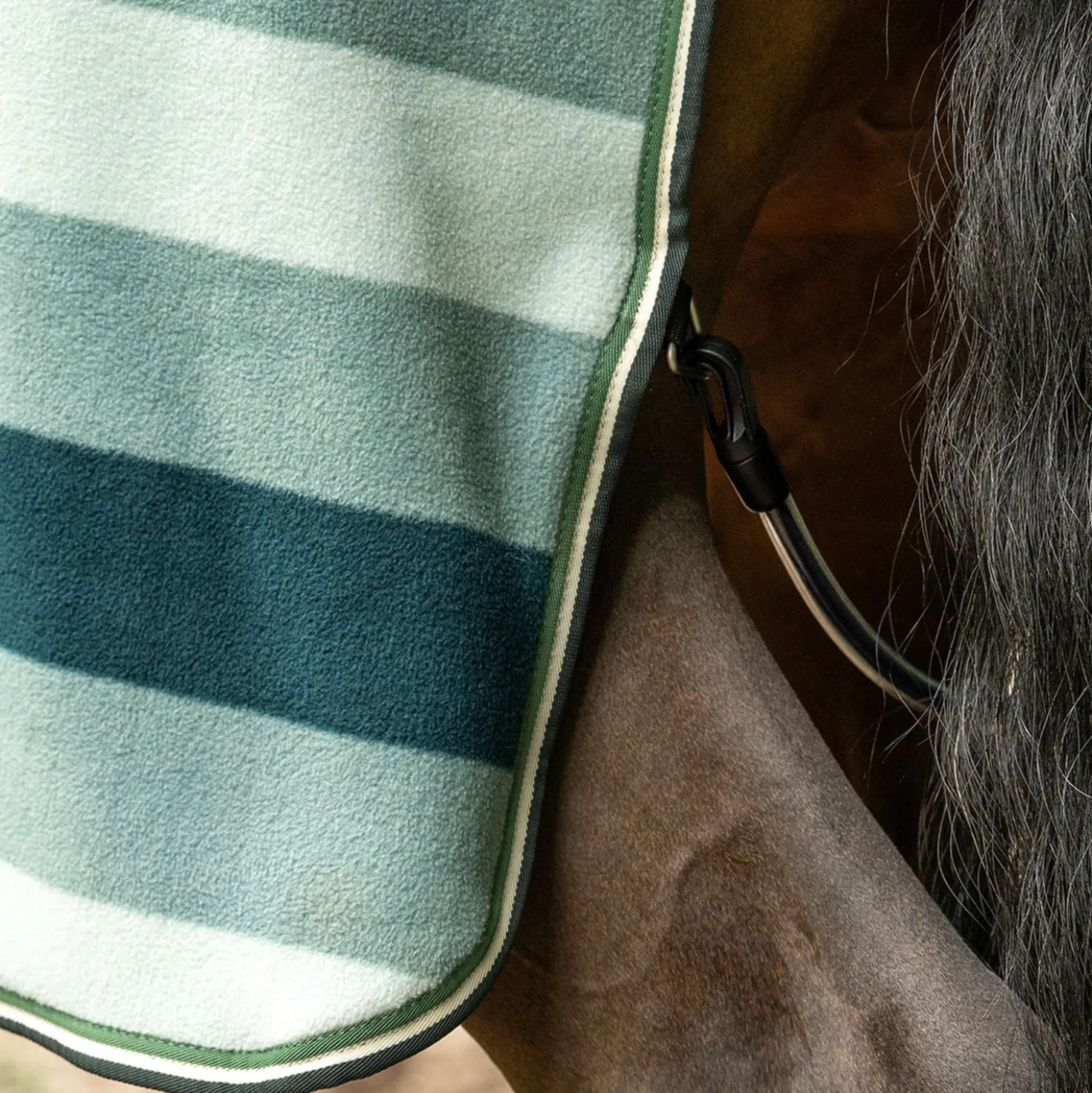 Velder Horsewear Premium Stripe Cooler Rug Striped Night Forest