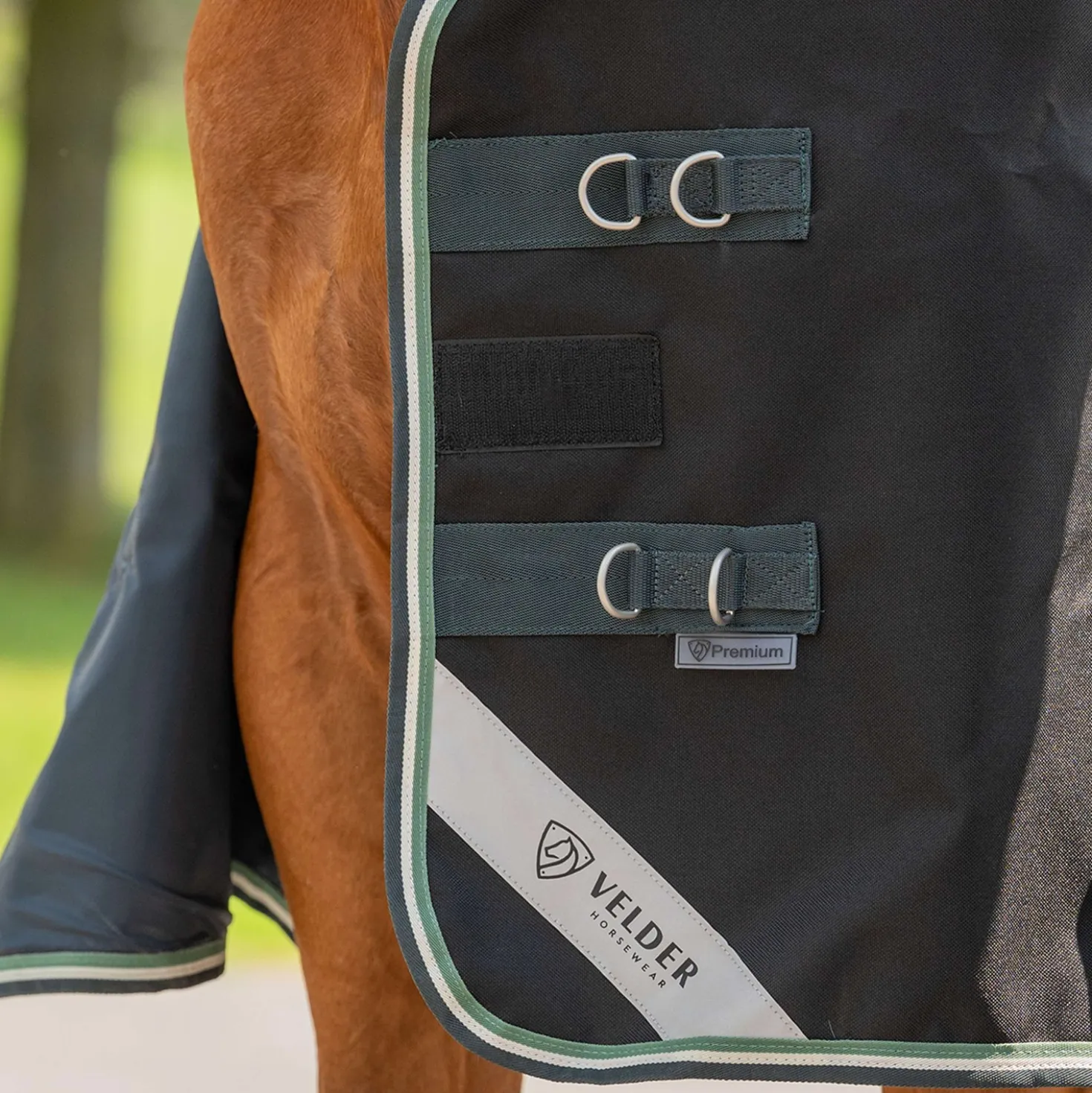 Velder Horsewear Premium Turnout 1200D 0g EasyClip Night Forest