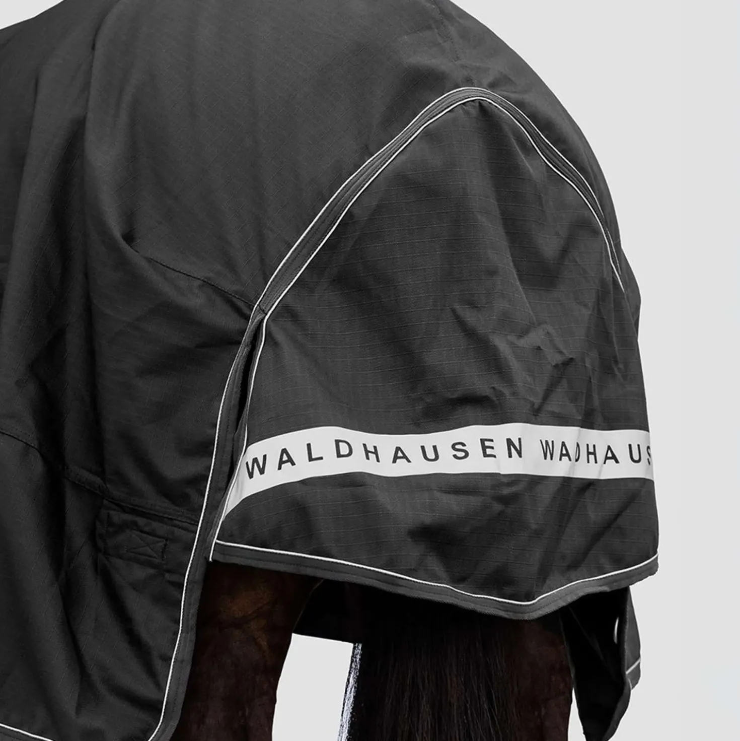 Waldhausen Outdoordeken Scandic Multi-Layer 100/250g Zwart